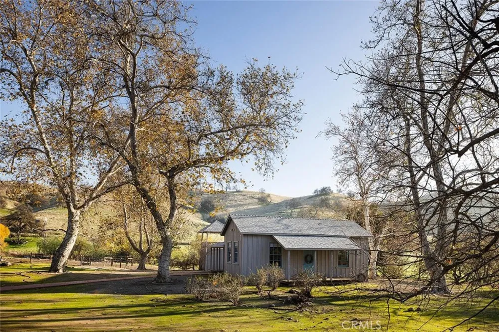 19623 Road 211 Friant, CA 93626