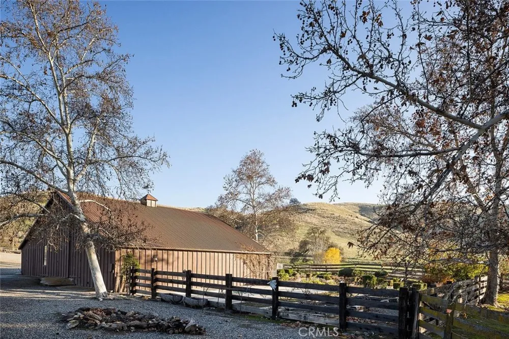 19623 Road 211 Friant, CA 93626