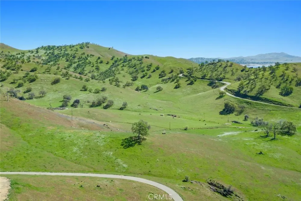 19623 Road 211 Friant, CA 93626