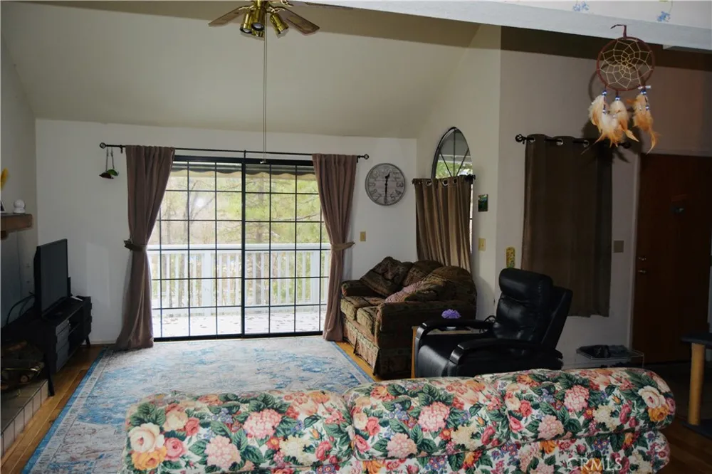 40748 Foxboro Court Bass Lake, CA 93604