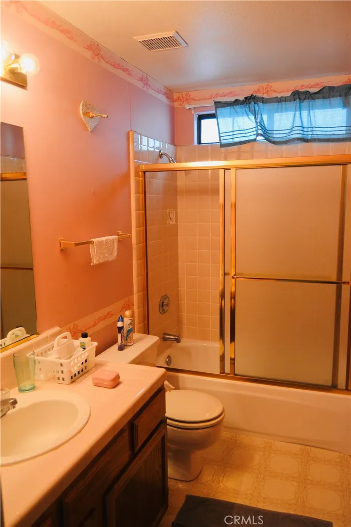 40748 Foxboro Court Bass Lake, CA 93604