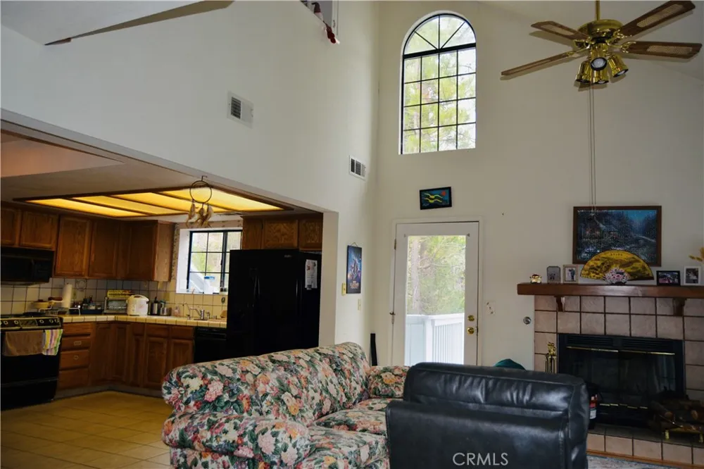 40748 Foxboro Court Bass Lake, CA 93604