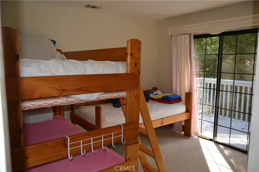40748 Foxboro Court Bass Lake, CA 93604