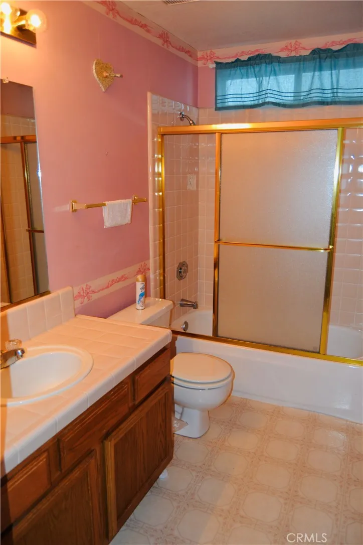 40748 Foxboro Court Bass Lake, CA 93604