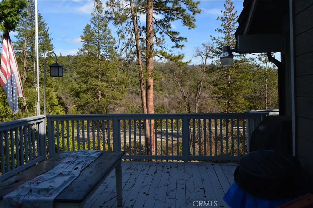 40748 Foxboro Court Bass Lake, CA 93604