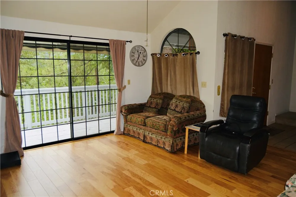 40748 Foxboro Court Bass Lake, CA 93604