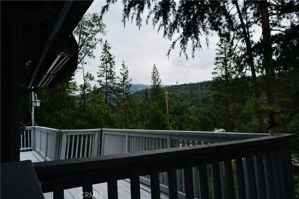 40748 Foxboro Court Bass Lake, CA 93604