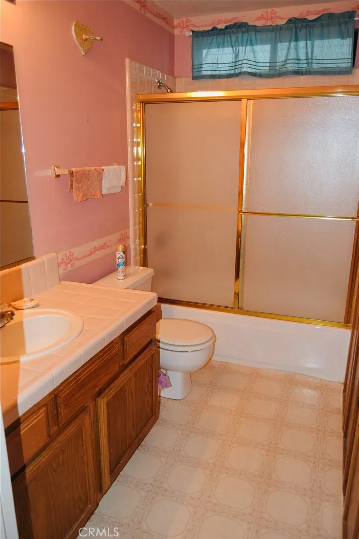 40748 Foxboro Court Bass Lake, CA 93604