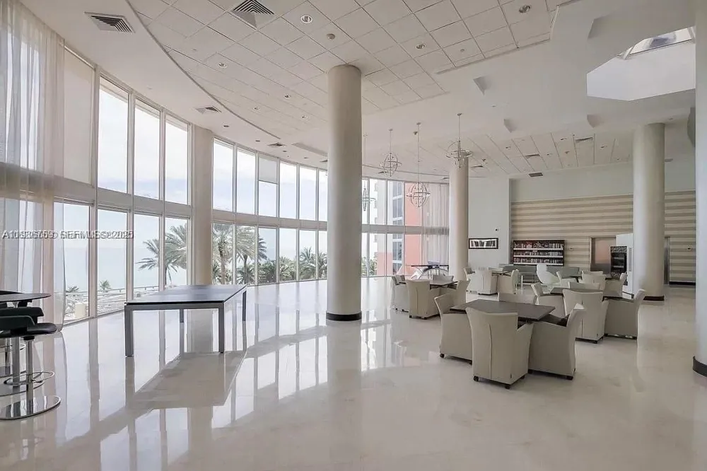19333 Collins Ave #1109 Sunny Isles Beach, FL 33160
