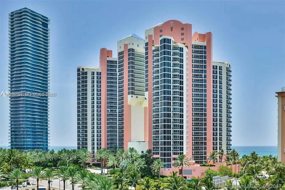 19333 Collins Ave #1109 Sunny Isles Beach, FL 33160