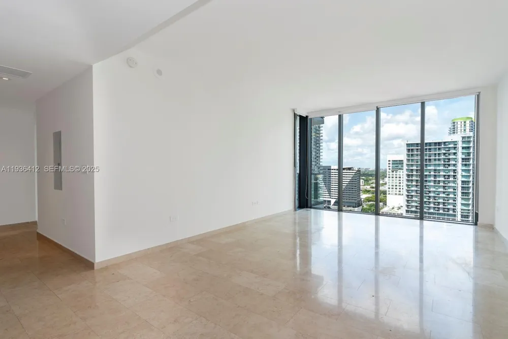 68 SE 6th St #2010 Miami, FL 33131