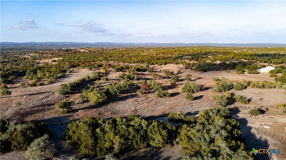 525 Outlook Drive Wimberley, TX 78676