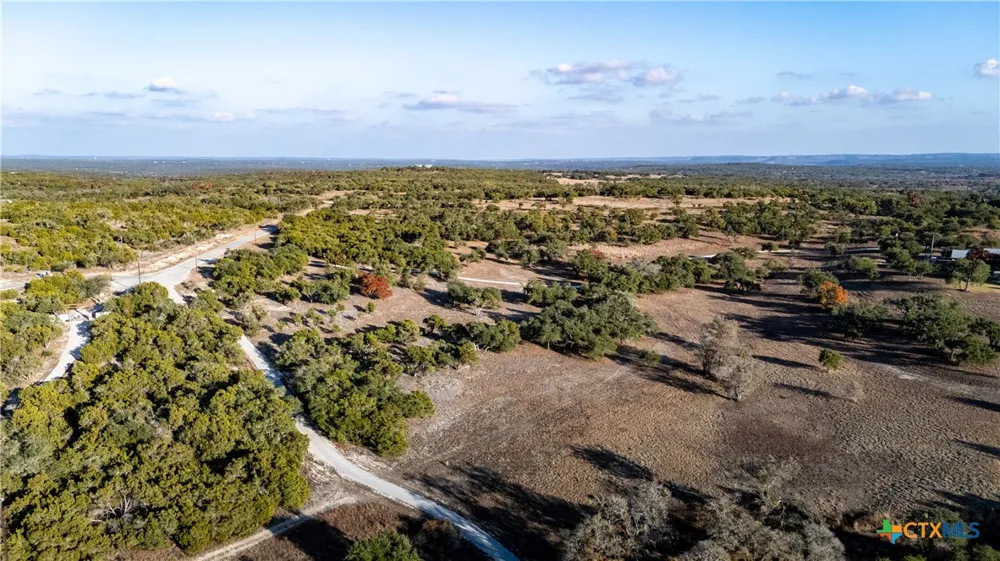 525 Outlook Drive Wimberley, TX 78676