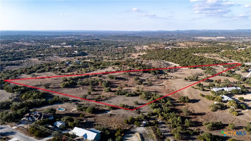 525 Outlook Drive Wimberley, TX 78676