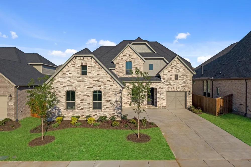 1408 Buttercup Avenue Aubrey, TX 76227