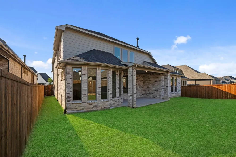 1408 Buttercup Avenue Aubrey, TX 76227