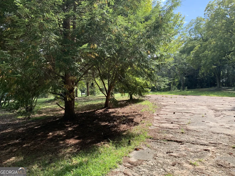28 Memorial DR Eastanollee, GA 30538