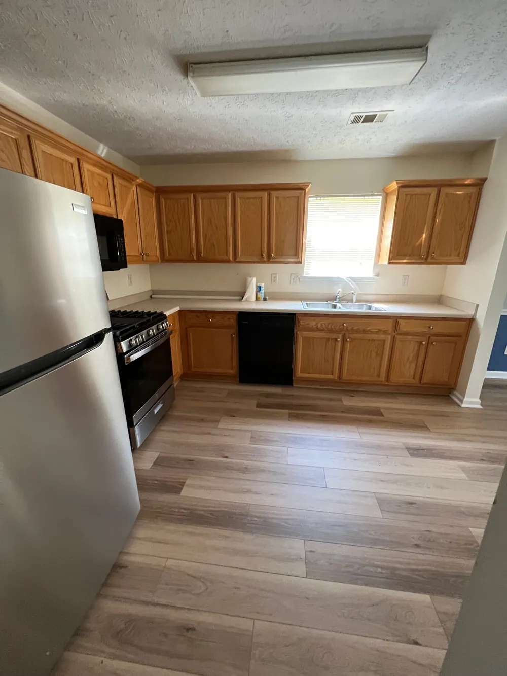 3769 Stagecoach PASS Ellenwood, GA 30294