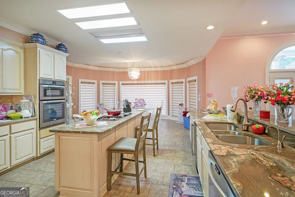 1827 Poplar Springs RD Hiram, GA 30141