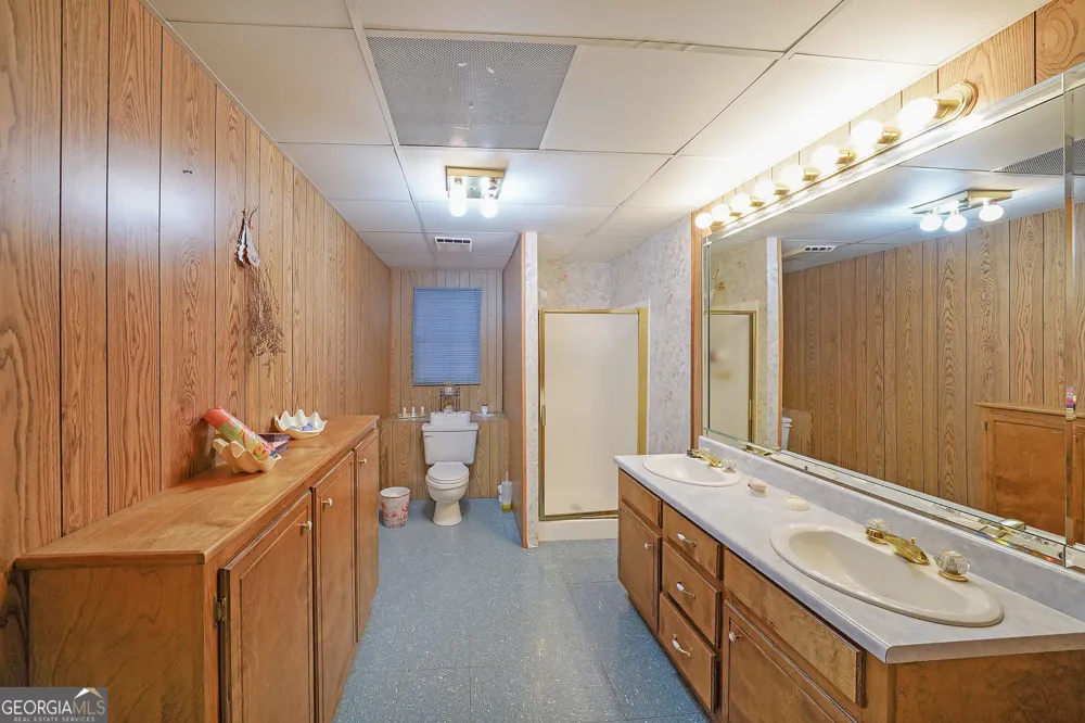 1827 Poplar Springs RD Hiram, GA 30141