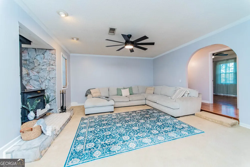 117 Crestwood CT Centerville, GA 31028