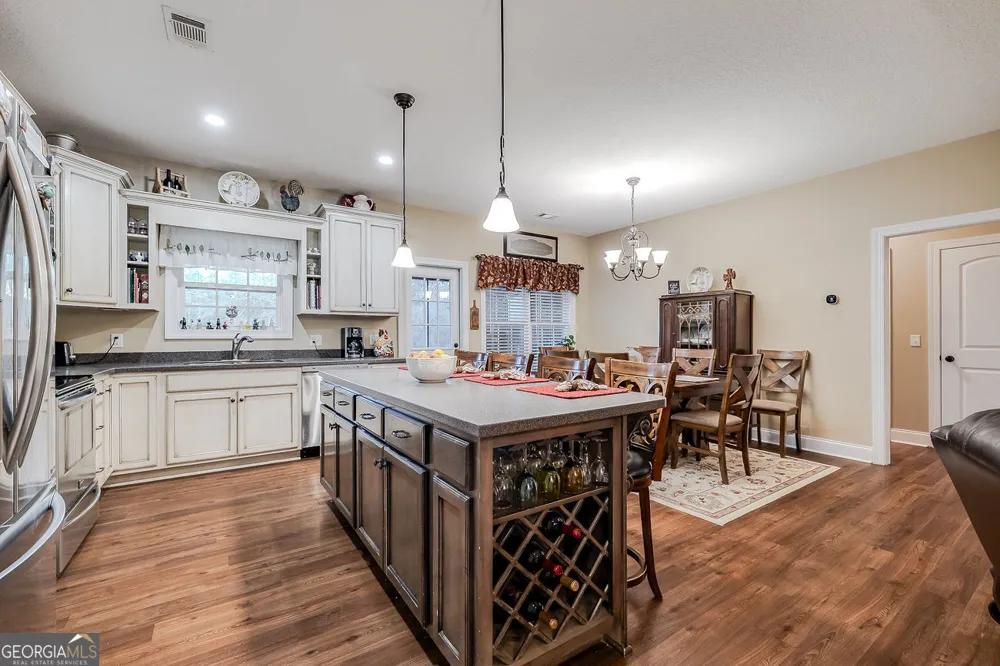 316 Hatcher RUN Ellabell, GA 31308