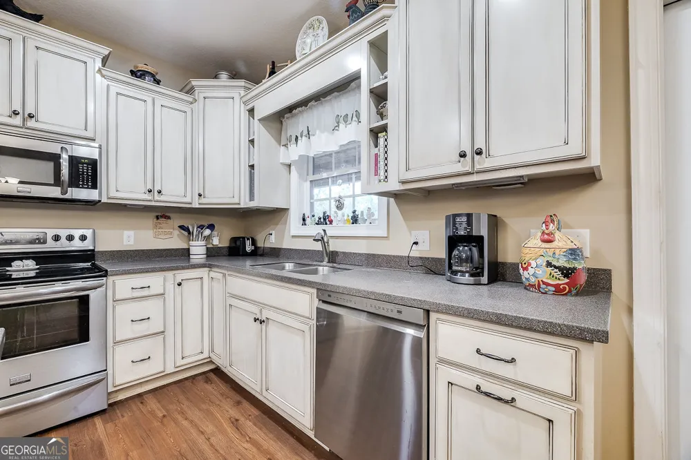 316 Hatcher RUN Ellabell, GA 31308