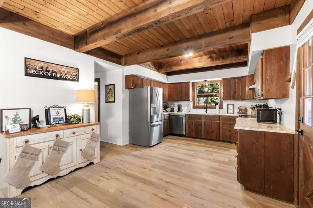 40 Kaceys LN Helen, GA 30545