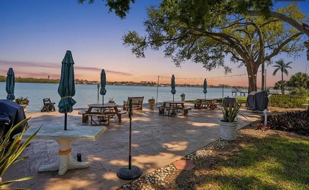 1847 SHORE DRIVE S #710 South Pasadena, FL 33707