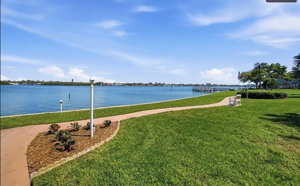 1847 SHORE DRIVE S #710 South Pasadena, FL 33707