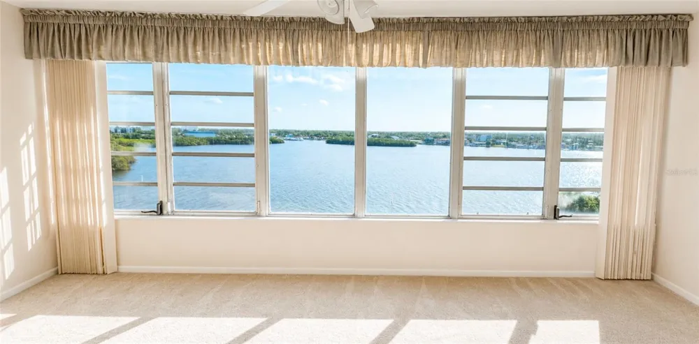 1847 SHORE DRIVE S #710 South Pasadena, FL 33707