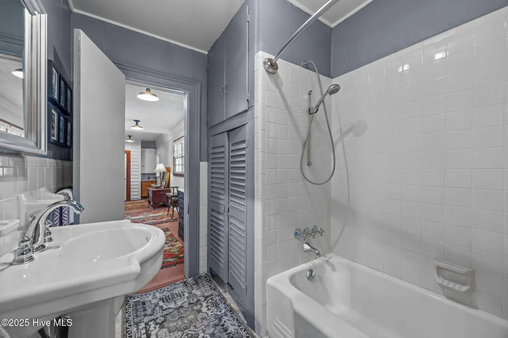 308 Front Street Hamilton, NC 27840