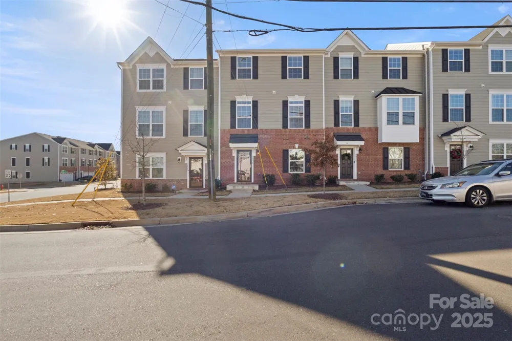 2016 Tupelo Grove Lane Gastonia, NC 28054