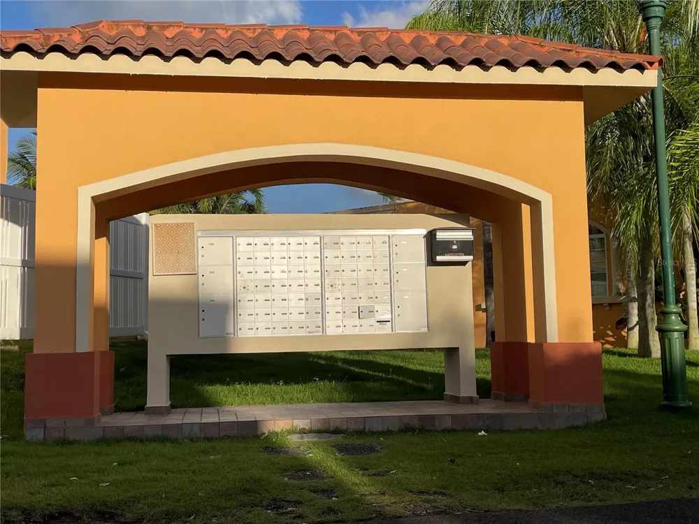 Brighton Boulevard A11 Dorado, PR 00646
