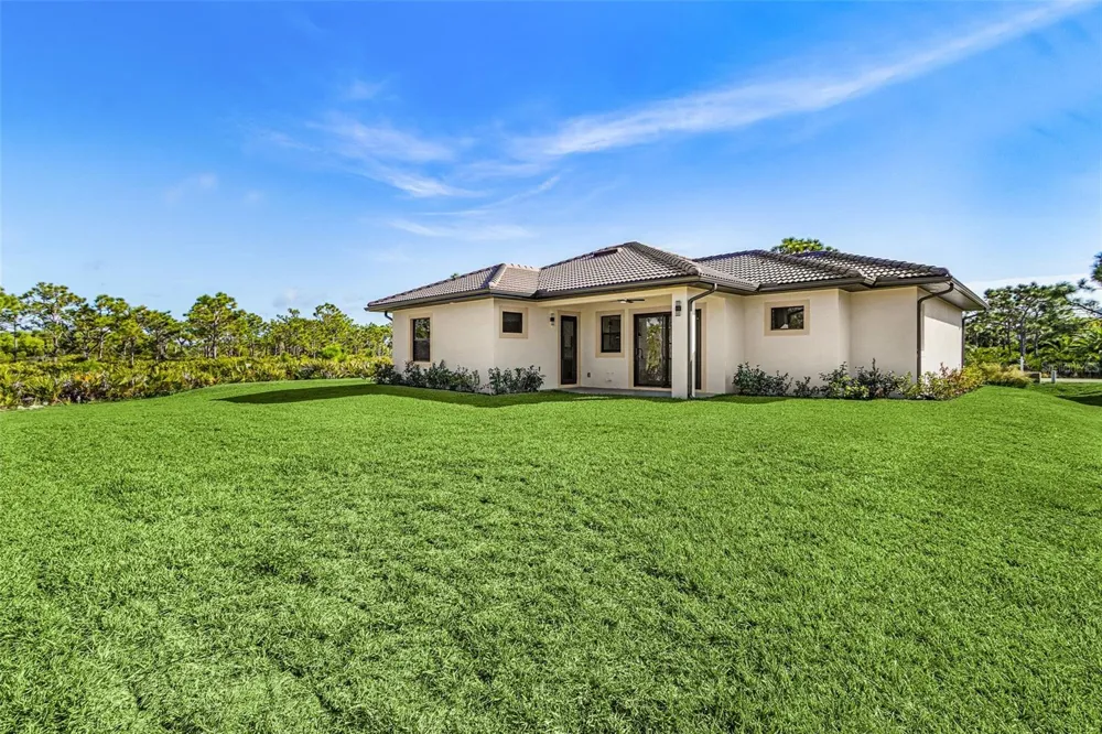 12519 CANOE TRL Bokeelia, FL 33922