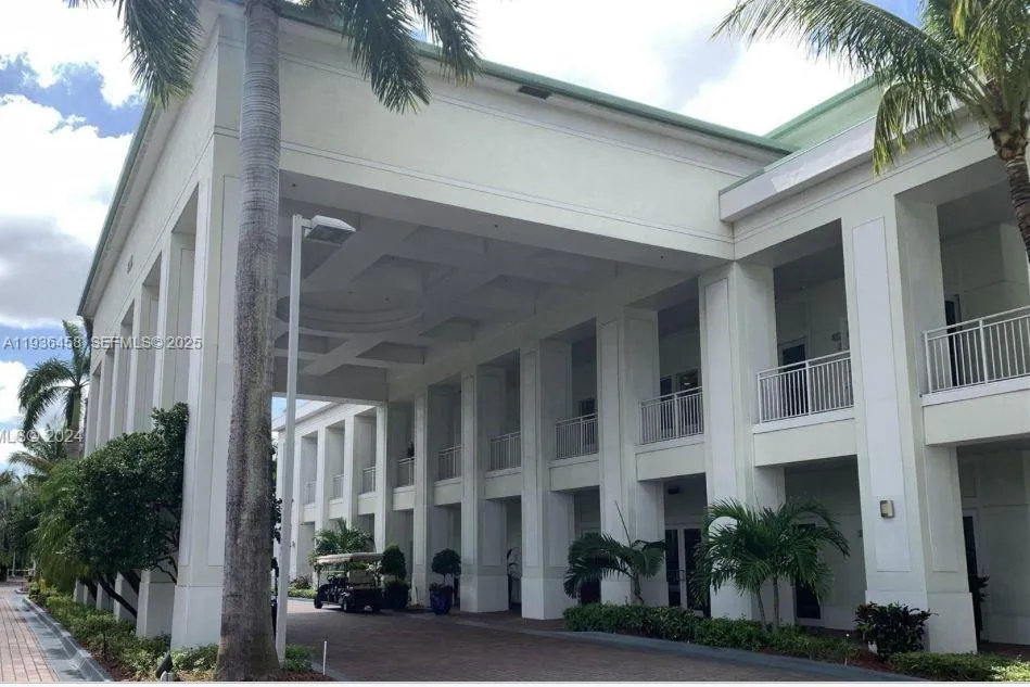 5300 NW 87th Ave #601 Doral, FL 33178