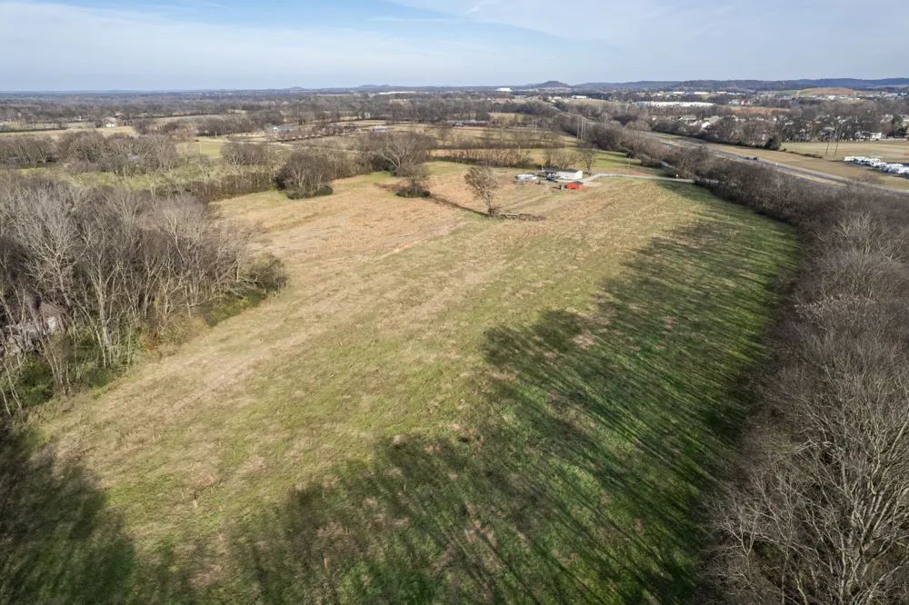 815 S Cross Bridges Rd Mount Pleasant, TN 38474