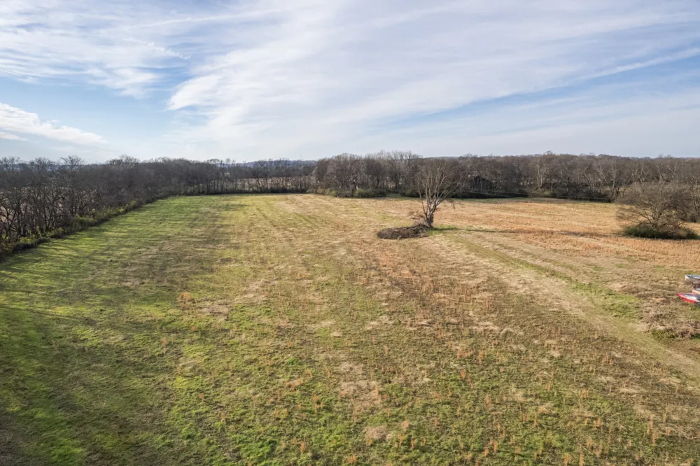 815 S Cross Bridges Rd Mount Pleasant, TN 38474