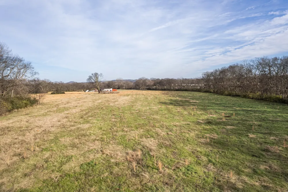 815 S Cross Bridges Rd Mount Pleasant, TN 38474