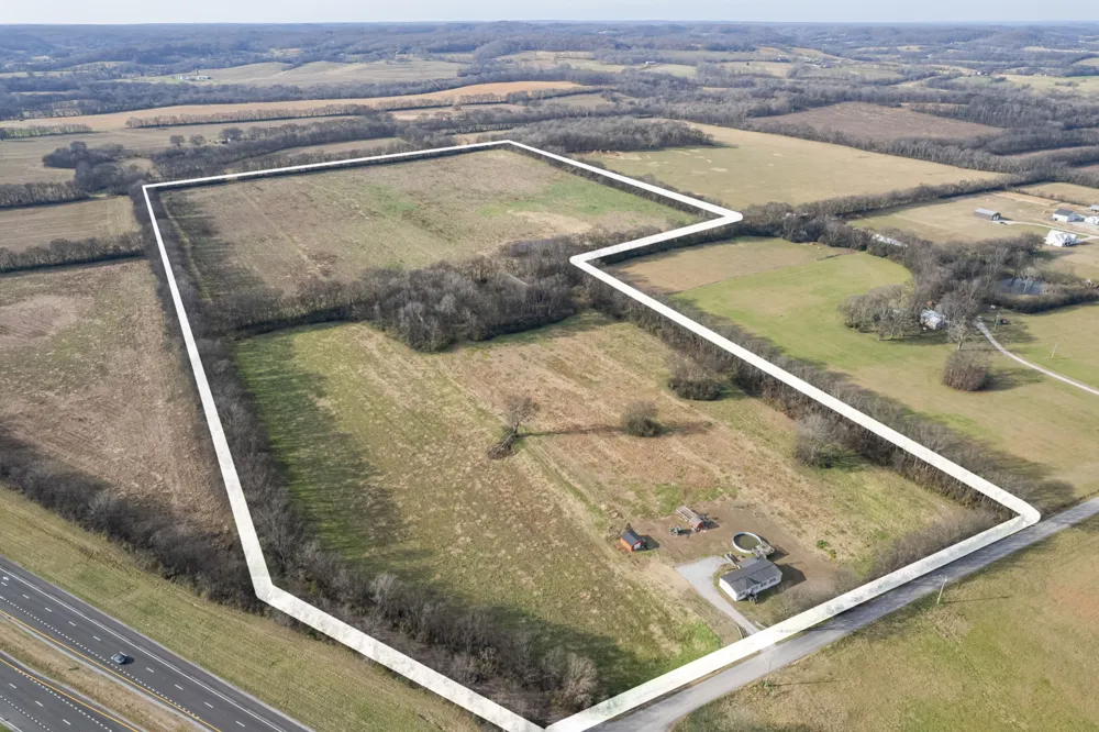 815 S Cross Bridges Rd Mount Pleasant, TN 38474