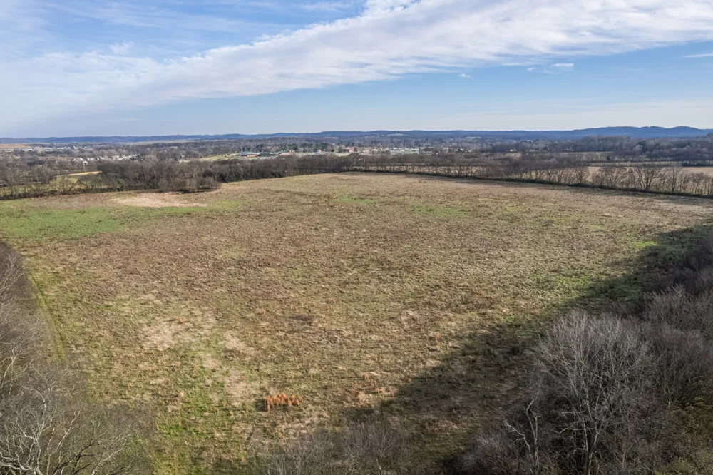 815 S Cross Bridges Rd Mount Pleasant, TN 38474