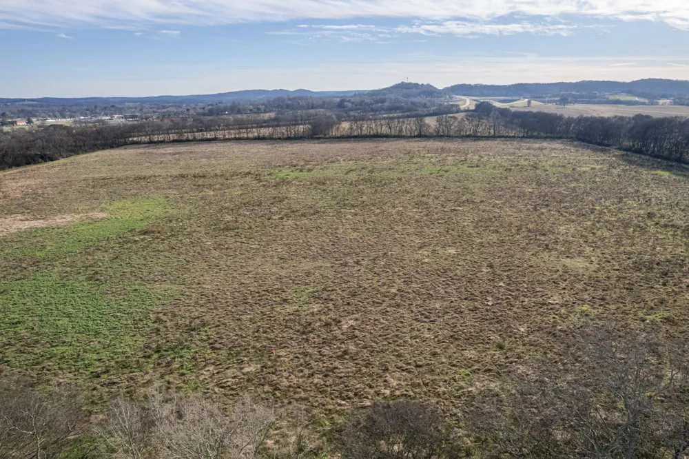 815 S Cross Bridges Rd Mount Pleasant, TN 38474