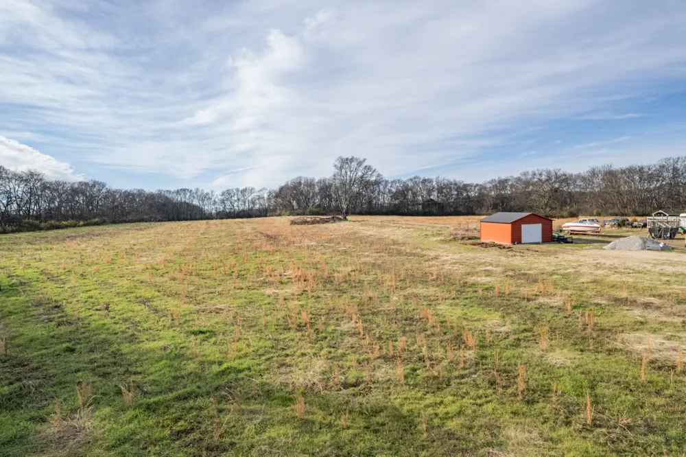 815 S Cross Bridges Rd Mount Pleasant, TN 38474