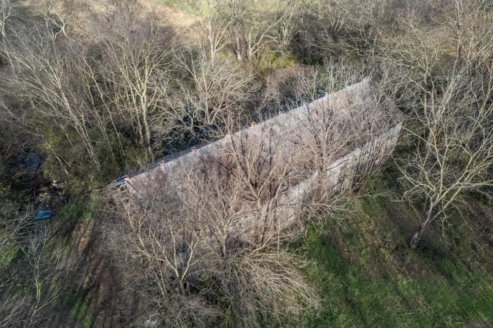 815 S Cross Bridges Rd Mount Pleasant, TN 38474