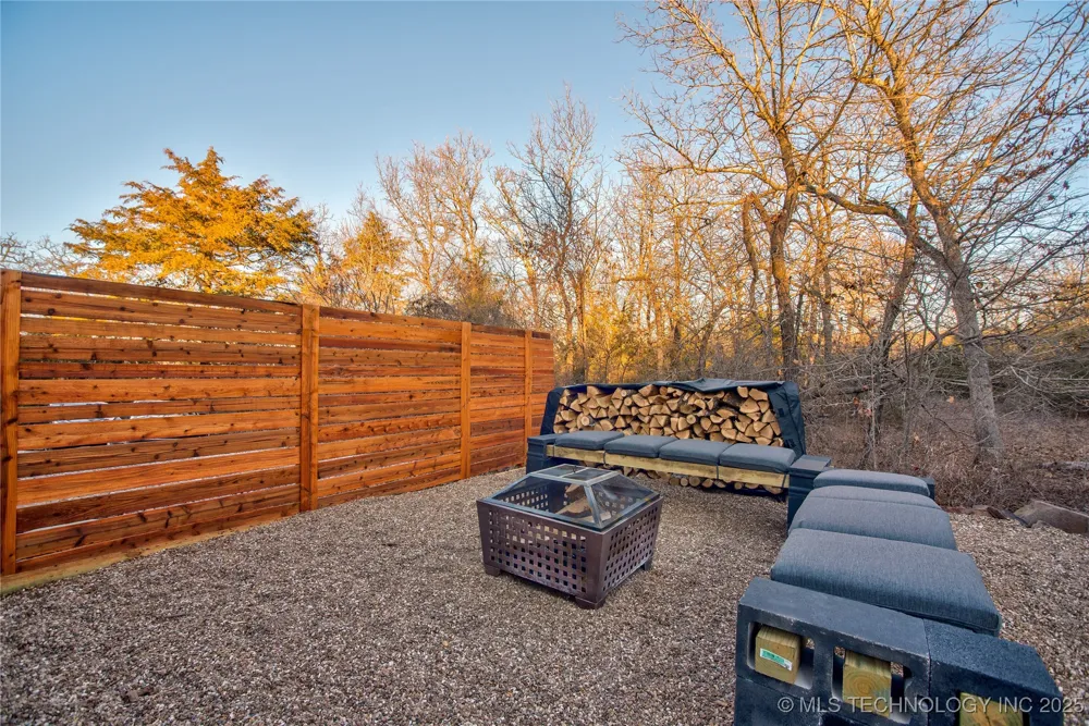 555 Williams Drive Eufaula, OK 74432
