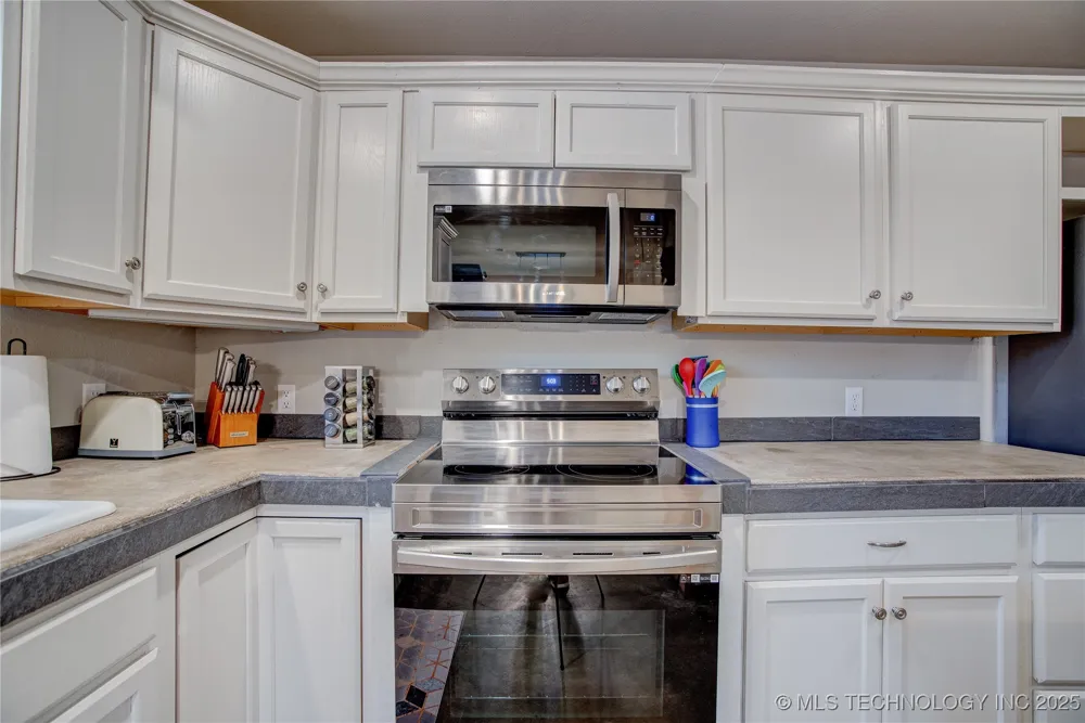 555 Williams Drive Eufaula, OK 74432