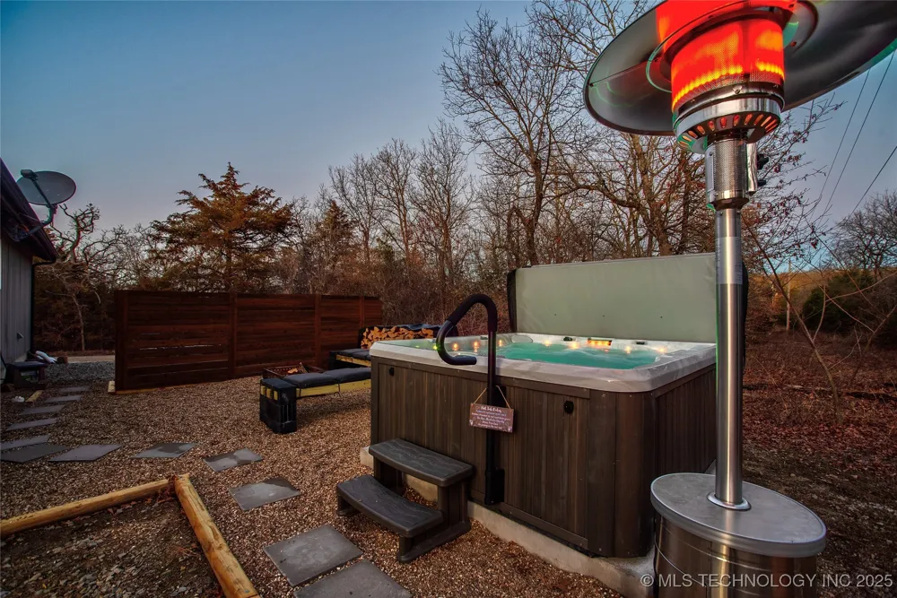 555 Williams Drive Eufaula, OK 74432