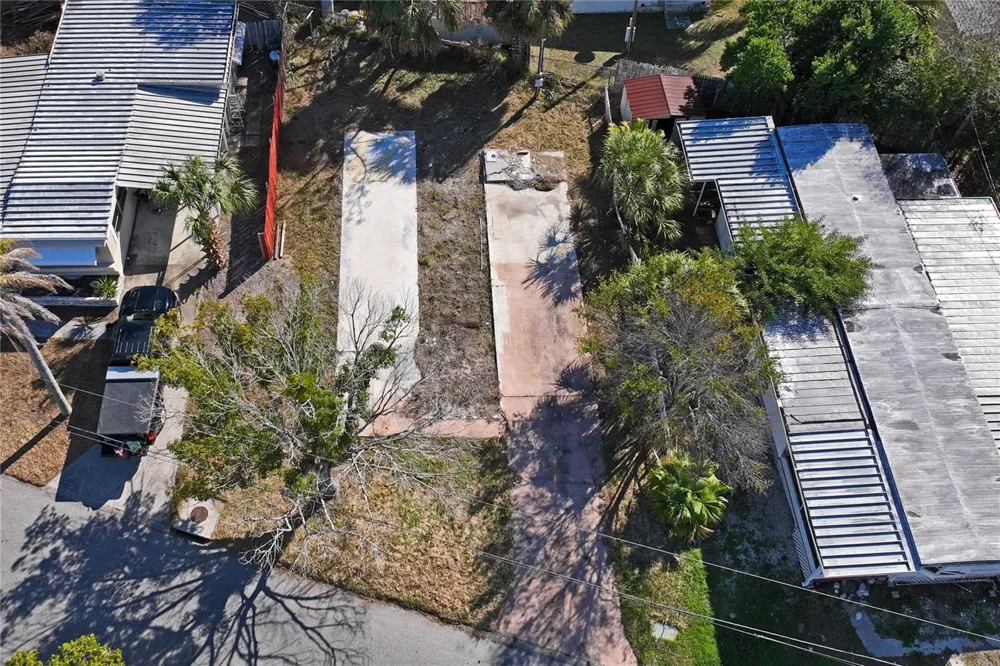 736 DRIFTWOOD LANE Tarpon Springs, FL 34689
