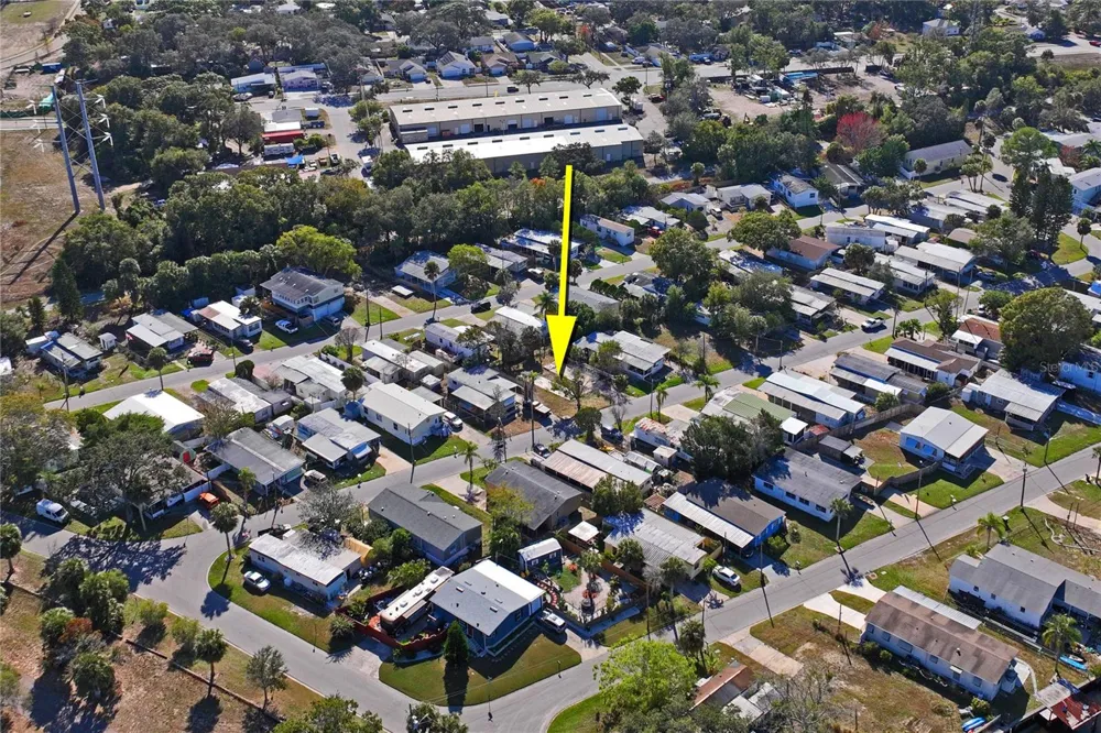 736 DRIFTWOOD LANE Tarpon Springs, FL 34689