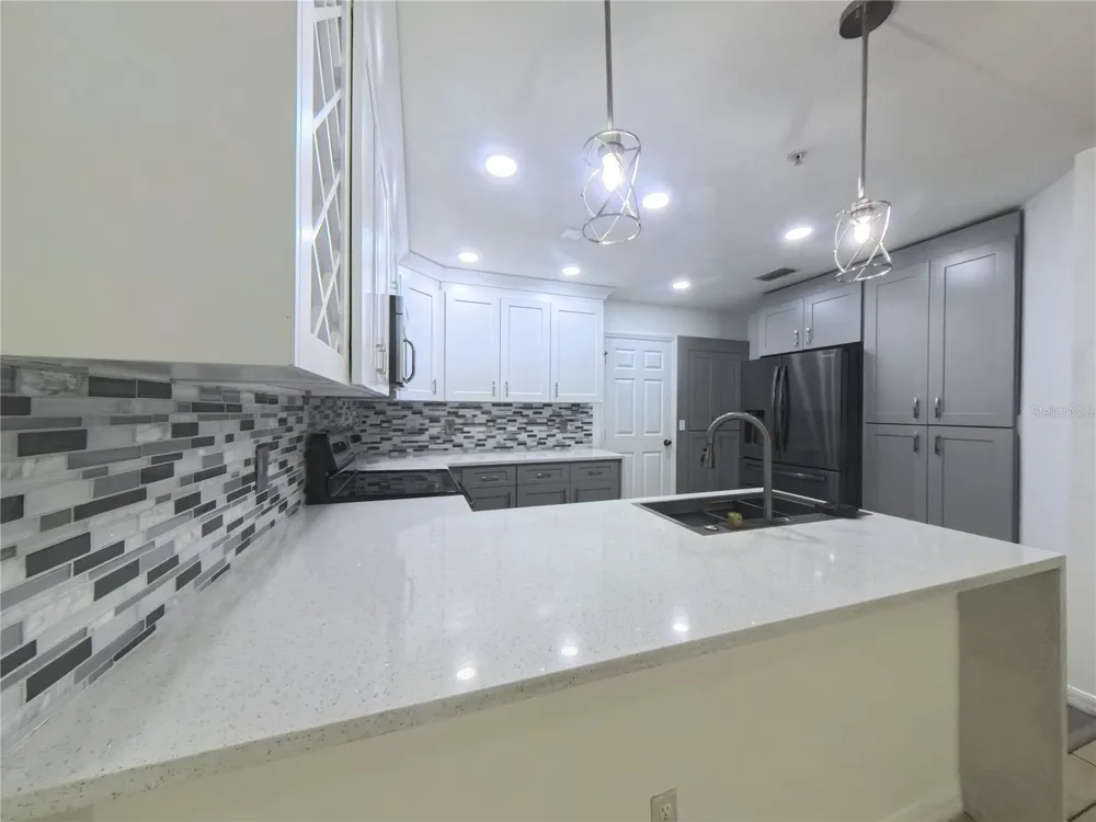 215 GLOWING PEACE LANE #86 Orlando, FL 32824